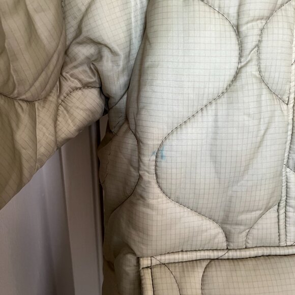 The Frankie Shop Teddy Quilted Jacket - Picture 7 of 8